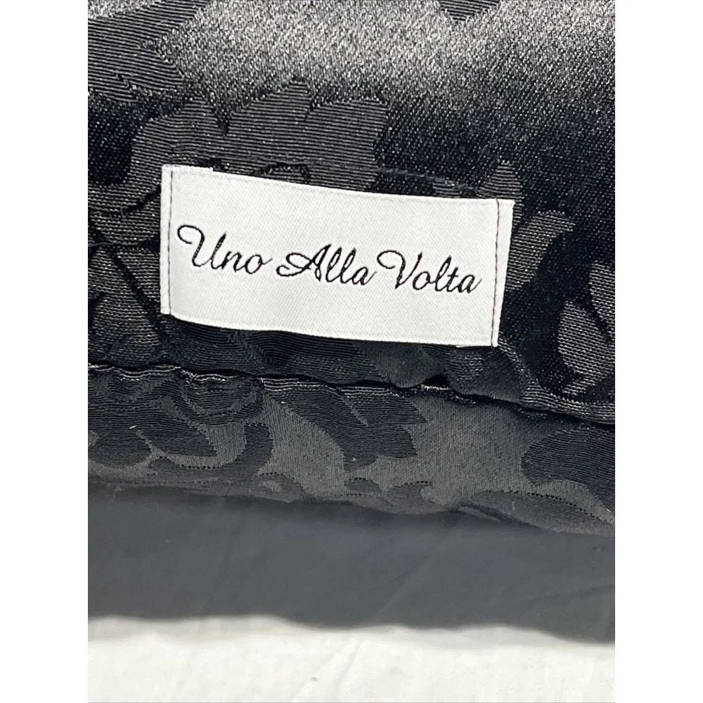 uno alla‎ volta  letizias hand stiched Black cat pillow Wn8g12060 Exclusive